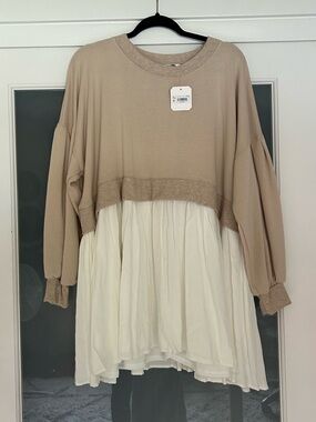 American Threads Two-Tone Beige and White Long Sleeve Dress